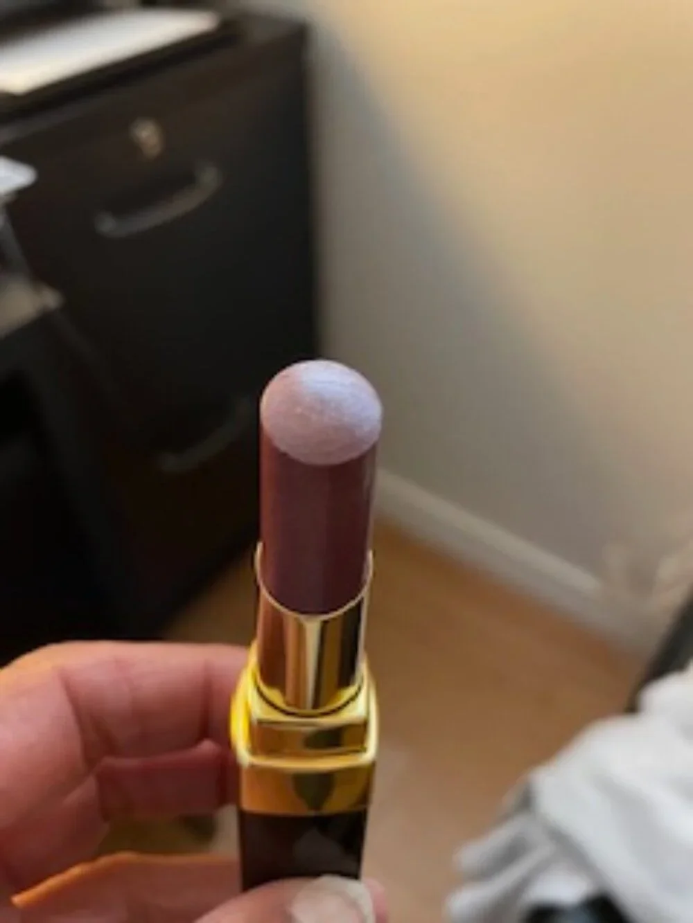 Rouge Coco Shine Hydrating Sheer Lipstick in Cavaliere nr 65